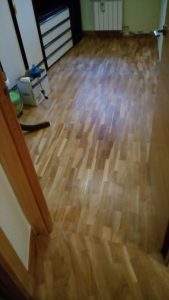 Zona para muebles terminada en poliuretano al agua 2